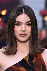Hailee Steinfeld