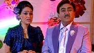 Jethalal Proposes To Daya still