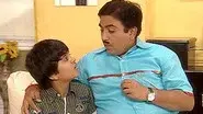 Jethalal Woos Daya still