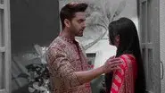 Kaveri encourages Abhira still