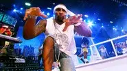 Tony Gonzalez vs. Ray Lewis still
