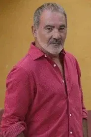 Valentín Paredes