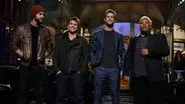 Chris Hemsworth with Zac Brown Band still