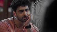 Armaan admires Abhira from afar still