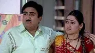 Jethalal And His Family Reach The Theatre still