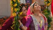 Armaan builds a swing for Abhira still