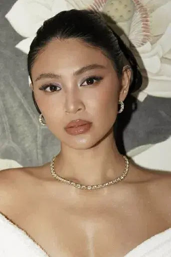 Nadine Lustre