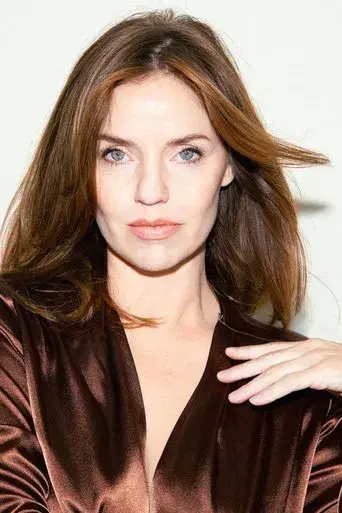 Kelli Garner