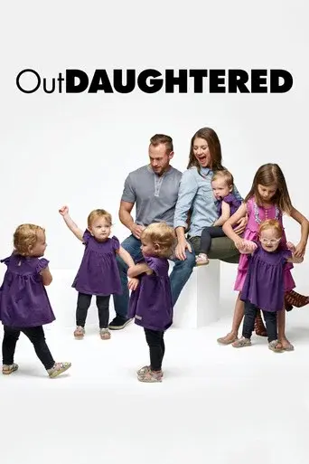 OutDaughtered season 4 poster