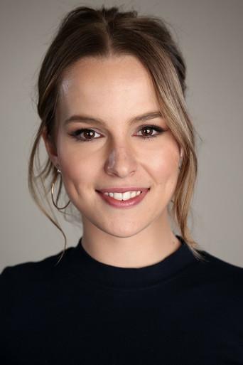 Bridgit Mendler