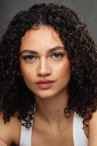 Thalia Elansari