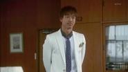New Stage, Onizuka Eikichi's Old School! Great Lesson to Problematic Child! The Cosmetic Surgery has Always been the Regret of the High School Girl's Mother still