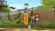 Paddington Builds a Scarecrow still