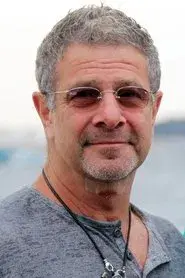 Gil Junger