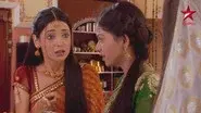 Khushi in Arnav's Arms still