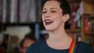 Esmé Patterson still