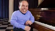 Warwick Davis still