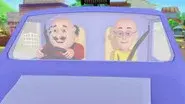 Motu Patlu Ki Tow Chain still
