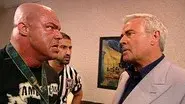 Raw - Nov. 28, 2005 still