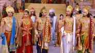The Pandavas leave Hastinapur still