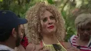 Albertano invita a todos sus amigos a la ida al balneario de Yesenia y Don Manolo still