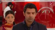 Khushi Meets Arnav - The Boss still
