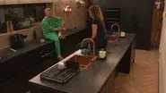 Episode 160 still