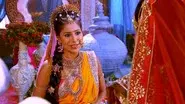 Gandhari advises Duryodhan still