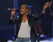 Top Finalists Perform LIVE Show #4 still