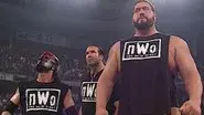 Raw - May. 06, 2002 still