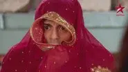 Arnav Tries to Protect Anjali still