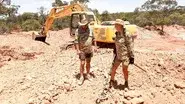 3 Men and Gold still