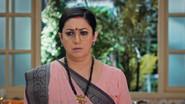 Tulsi Suspects Parth's Intentions still