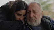 Episode 7 still