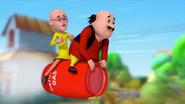 Cylinder Ki Sawaari still
