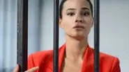 Episode 7 still