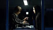 eps1.7_wh1ter0se.m4v still