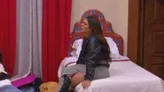 Paola dando guerra still