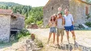 Italy – Tuscan Hills – George & Sophie still