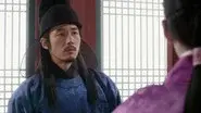 Episode 7 still